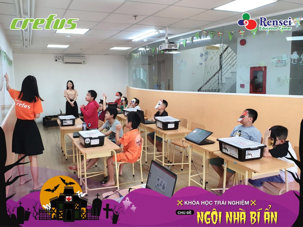 Cùng khám phá một chủ đề khác của khóa trải nghiệm Robot tháng 10 tại Rensei Education Center, “Ngôi nhà bí ẩn” , thật hấp dẫn phải không nào ?.